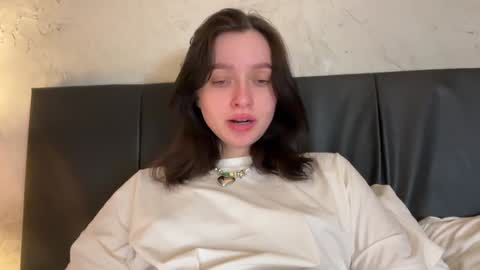 Snapshot of pileacadieri__ chatting on January 10, 1:31 pm Trisha online show from January 10, 1:31 pm