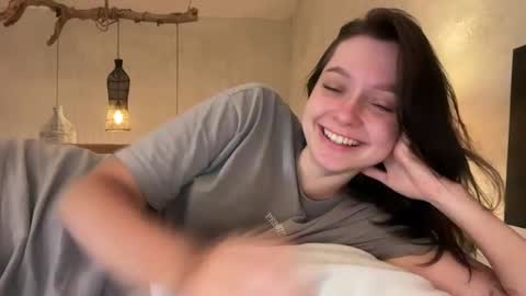 Snapshot of pileacadieri__ chatting on February 18, 2:38 pm Trisha online show from February 18, 2:38 pm