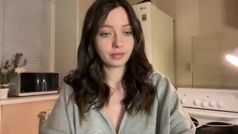 Snapshot of pileacadieri__ chatting on November 17, 2:56 pm Trisha online show from November 17, 2:56 pm