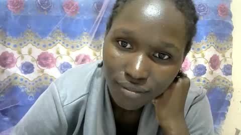 Snapshot of pinah1997 chatting on January 27, 7:24 pm pinah1997 online show from January 27, 7:24 pm