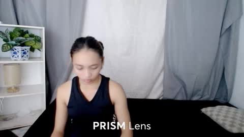 Snapshot of pinay_ak chatting on December 2, 10:20 am pinay_ak online show from December 2, 10:20 am