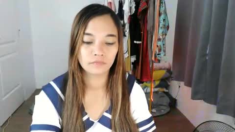pinay beauty14 online show from March 11, 12:38 am