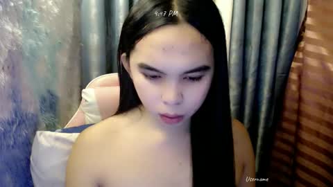 Snapshot of pinay_heart chatting on November 20, 8:47 am heart online show from November 20, 8:47 am