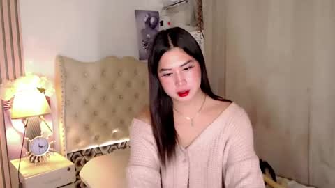 Snapshot of pinay_ivy chatting on December 12, 11:14 pm Ivy Morningstar online show from December 12, 11:14 pm