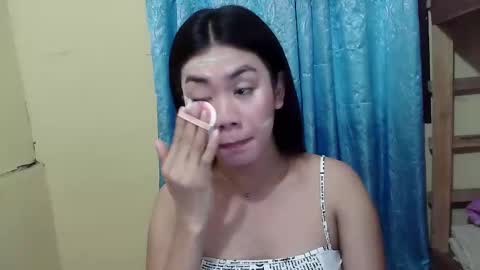 Snapshot of pinayloving_bella chatting on September 29, 2:38 am pinayloving_bella online show from September 29, 2:38 am