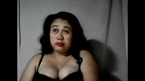 pinaymama12345 online show from February 10, 12:18 pm