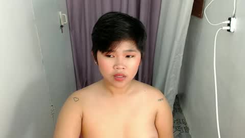 Snapshot of pinayprincesslyn chatting on February 15, 11:50 am Lyn the Lesbian online show from February 15, 11:50 am