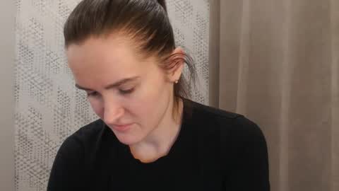       online show from January 29, 5:45 pm