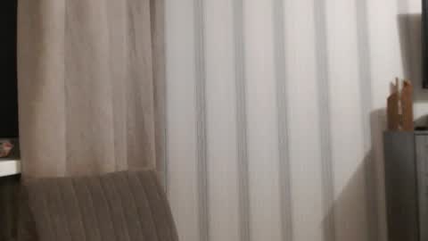       online show from October 4, 7:12 pm