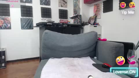 Snapshot of pingones79 chatting on November 15, 10:04 pm pingones 79 online show from November 15, 10:04 pm