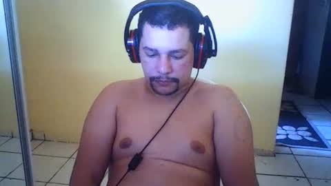 pingum179287 online show from May 6, 12:21 pm