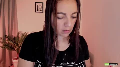 Snapshot of pink_kitten_ chatting on November 15, 12:34 pm Eli online show from November 15, 12:34 pm