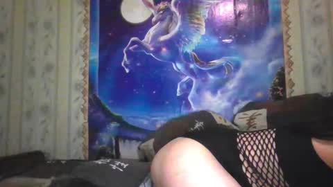 Snapshot of pink_pikachu_ chatting on November 22, 11:04 pm Pikachu pika online show from November 22, 11:04 pm