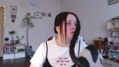 Sony online show from April 4, 8:01 am