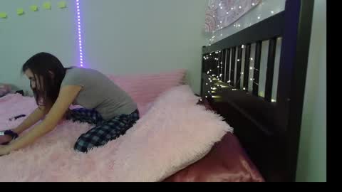 Snapshot of pink_tv chatting on September 26, 6:23 pm pink_tv online show from September 26, 6:23 pm