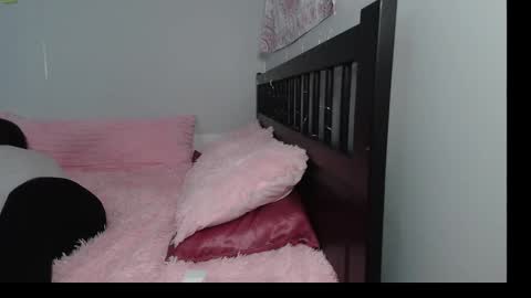 Snapshot of pink_tv chatting on September 30, 7:52 pm pink_tv online show from September 30, 7:52 pm