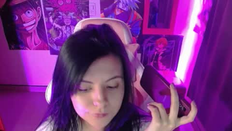 pink_yuii online show from March 6, 12:54 am