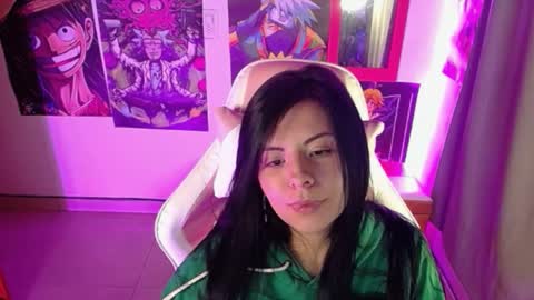 pink_yuii online show from March 9, 12:53 am