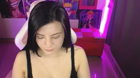 pink_yuii online show from October 7, 10:07 pm