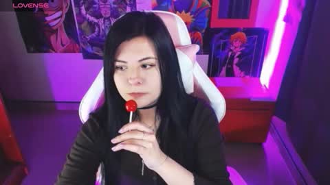 pink_yuii online show from October 19, 1:17 am