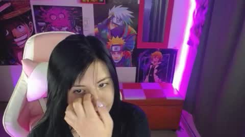 pink_yuii online show from November 8, 1:50 am