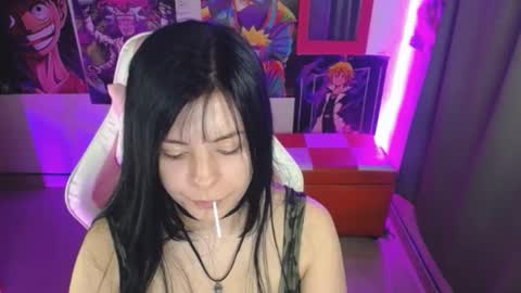 pink_yuii online show from November 9, 12:09 am