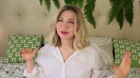 Snapshot of pinkadele chatting on November 6, 2:40 pm Adele online show from November 6, 2:40 pm