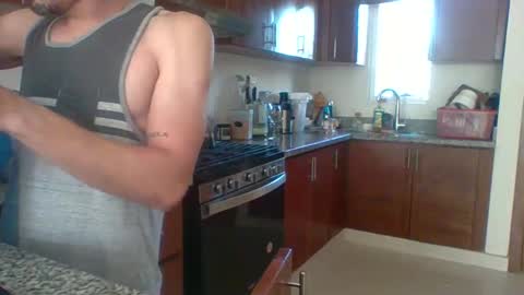 J Steve online show from November 9, 12:58 pm