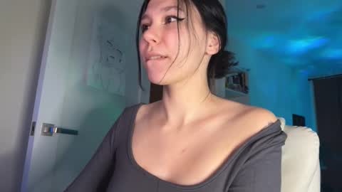 pinkdollylovv online show from October 27, 10:14 pm