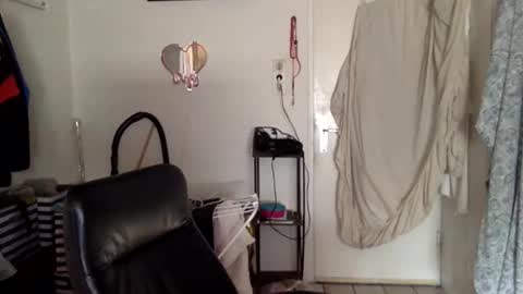 pinkfag online show from February 4, 2:32 pm