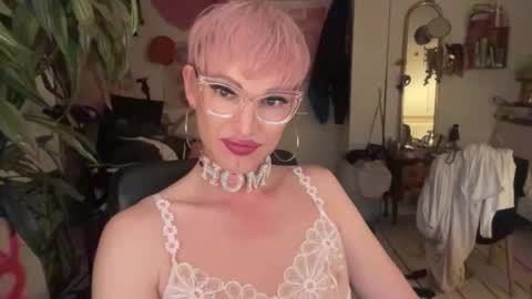 pinkfag online show from March 14, 2:55 pm