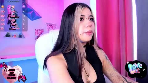 PINKK online show from December 19, 2:02 pm