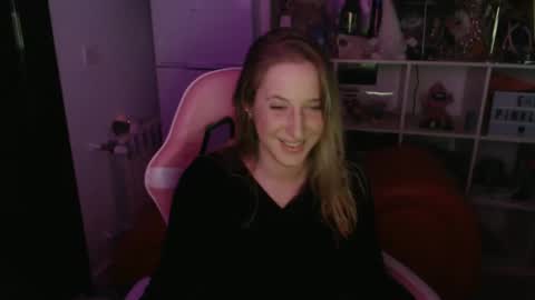 pinkladyx2 online show from January 4, 10:13 pm