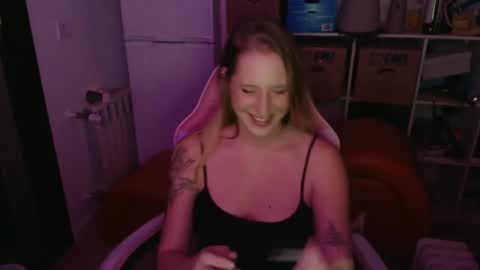 pinkladyx2 online show from February 1, 1:55 am