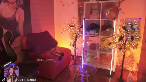 Snapshot of pinkloly69 chatting on December 4, 11:08 am LUISA online show from December 4, 11:08 am