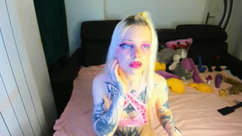 Helen Goat online show from January 14, 6:57 pm