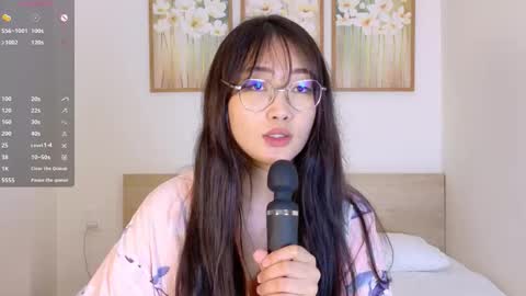 Polly online show from March 13, 9:05 am