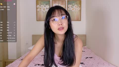 Polly online show from April 15, 9:05 am