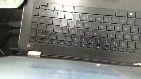 Snapshot of pinkyrosexx chatting on February 2, 11:00 pm Rose online show from February 2, 11:00 pm