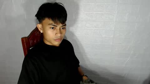 pinoy_palautogxxx online show from February 8, 3:15 pm