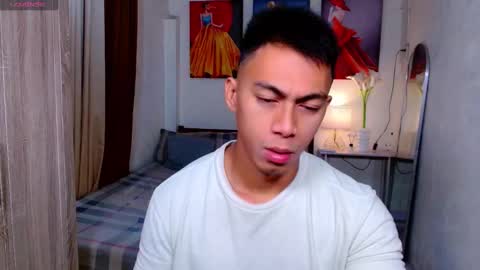 ethan online show from February 5, 4:27 am