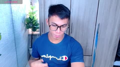 ethan online show from December 18, 11:38 am