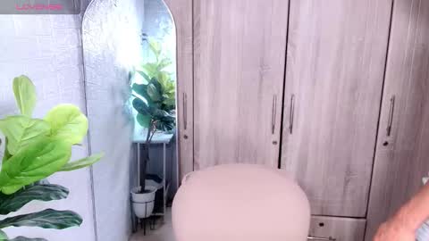 ethan online show from March 17, 5:38 pm