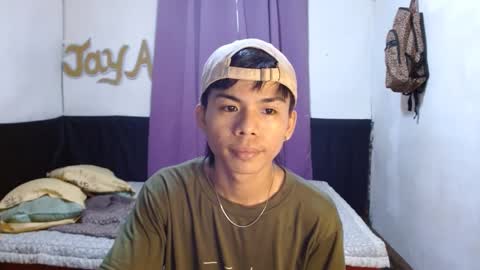 Snapshot of pinoymonstercock_xx chatting on December 2, 6:09 am WIN WIN JAY AR online show from December 2, 6:09 am