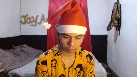 Snapshot of pinoymonstercock_xx chatting on December 25, 5:16 am WIN WIN JAY AR online show from December 25, 5:16 am