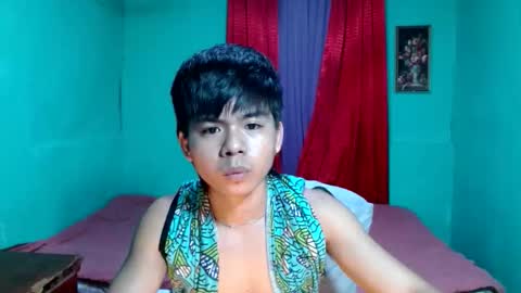 Snapshot of pinoymonstercock_xx chatting on September 22, 7:54 am WIN WIN JAY AR online show from September 22, 7:54 am
