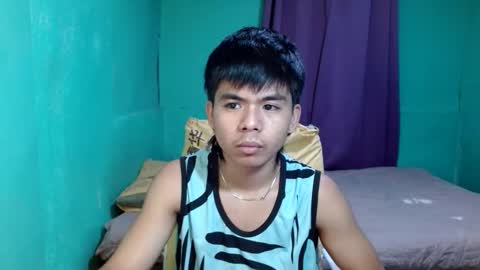 Snapshot of pinoymonstercock_xx chatting on October 13, 6:35 am WIN WIN JAY AR online show from October 13, 6:35 am