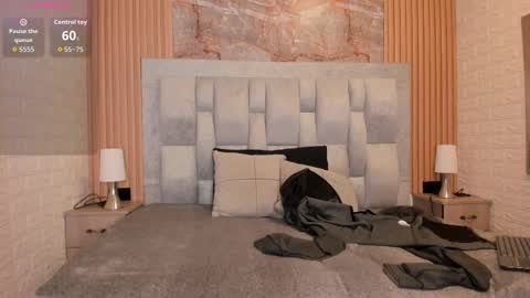 pipedark_ online show from September 18, 3:08 am