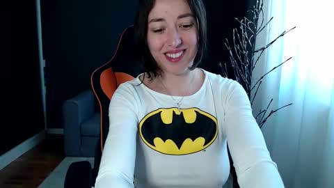 piscesgirl06 online show from February 4, 6:25 am