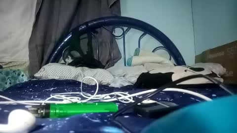 Snapshot of pito_suelto13 chatting on October 28, 9:35 am pito_suelto13 online show from October 28, 9:35 am